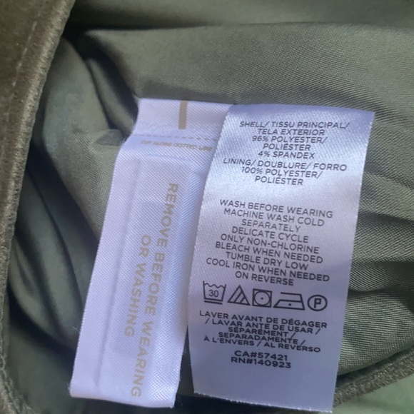 NWT LOFT Olive Green and Gold Faux Suede Pocket Shift Mini Skirt - Picture 7 of 7